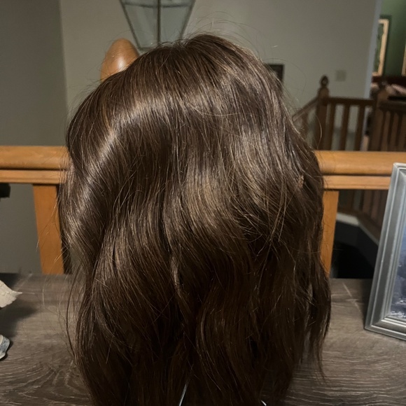 Belltress Wig “Stumptown”in Brown - Picture 2 of 6